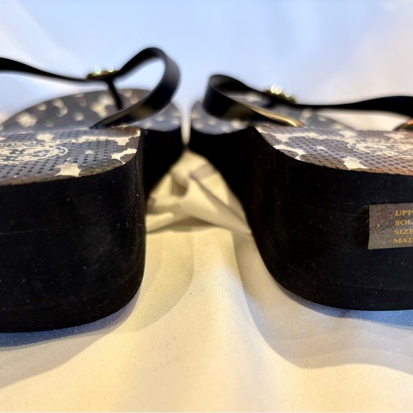 Tory Burch Rubber Sandal size 8 - Picture 3 of 4